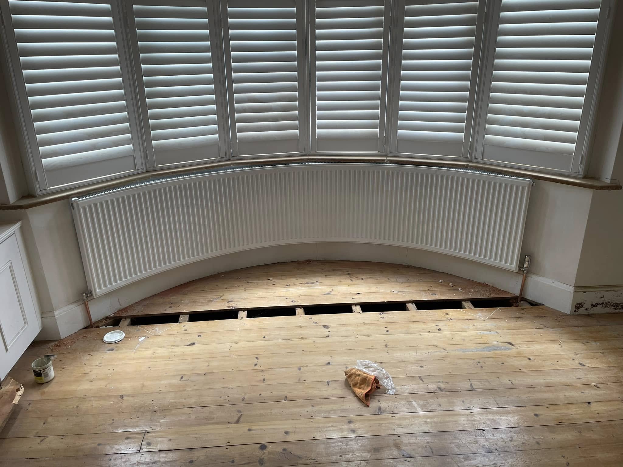 Curved Radiator Installation for Balanced Heating | Certificates4UK Balancing radiators after a new curved radiator installation to improve heating efficiency